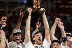 哈队：很遗憾你没在家乡打过NBA 司机：打过！在我击败热火夺冠后