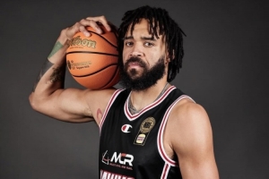 北京买断麦基?京媒:结合麦基咖位&本赛季表现 买断对北京太贵