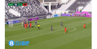 形成攻势！U23国足连续两波定位球进攻完成打门，王钰栋射门被挡