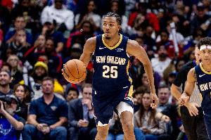 Shams：勇士曾欣赏特雷·墨菲 但鹈鹕拒绝了所有问价