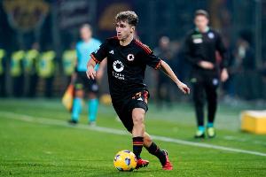 记者：热那亚正敲定罗马前锋巴尔丹齐的转会，租借+1000万欧买断