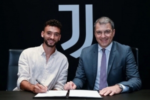 米体:若昂·马里奥已经成为尤文负担,200万欧年薪是转会障碍