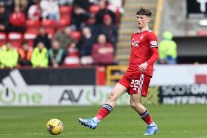 22岁利物浦后卫拉姆塞:希望获更多出场时间 儿子出生让我更努力