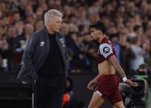 ESPN：西汉姆联准备召开会议，商讨下调对帕奎塔的转会要价