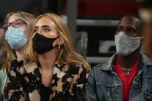 乔治都不玩播客了 富保罗合适吗？要不还是学皮尔斯做两性博主吧