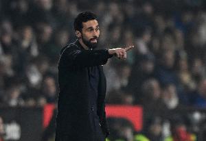 主持人：3天内失去2个冠军1个主帅，这是我记忆中最差的皇马之一