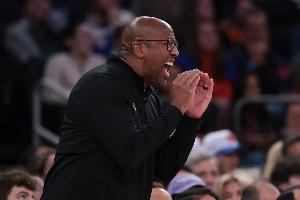 面包：我们投了太多高难度球 本会攻击禁区然后分球今天没做到