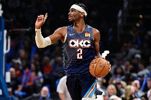 32分+真实命中率67.5%！SGA正打出历史最高效的场均30+分赛季