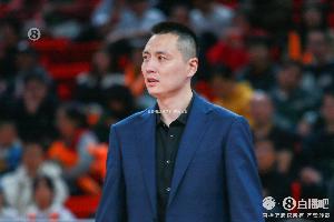 双杀广东！卢伟：对手反扑厉害制造很大困难 赢得非常不容易