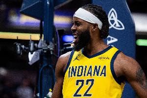 卡莱尔：以赛亚·杰克逊登场就打出了亮眼表现 最具价值比赛之一