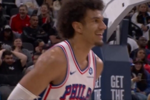 越战越勇!巴洛打2+1后三分还有 已砍26分创个人生涯新高