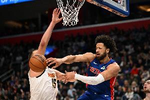 阿德尔曼：最令人沮丧的是坎宁安和穆雷罚球10+ 约基奇却只有3个