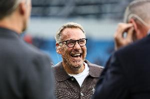 默森：切尔西的保守令我惊呆了，他们应该站着死而不是这样出局