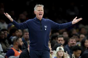 科尔：上午勇士训练氛围是悲伤的 有时朝夕相处的人突然就被交易