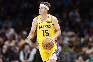 雷迪克：里夫斯若每场都能35分 我们就给他设定25分钟的出场时限