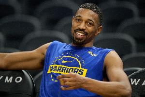 怎么得到你的！梅尔顿25分钟14中6得17分3断 正负值+21遥遥领先