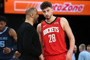 乌度卡谈申京：我不希望他把得分高就当作是打得好