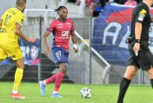 想一起分钱!法媒:雷恩主帅贝耶索要雅凯、梅特转会分成遭拒