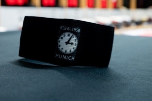 慕尼黑空难68周年，B费今晚将佩戴特制队长袖标悼念逝者