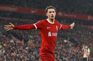 TA：柯蒂斯·琼斯走到了职业生涯十字路口，他会如何抉择是未知数