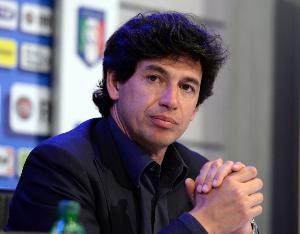 阿尔贝蒂尼：加盟巴萨时我不认识梅西，他却说是我伟大米兰的中场