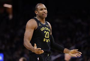 霍福德：截止日前勇士队内气氛非常紧张 过去这几天压力非常大